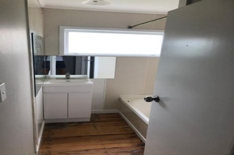 Photo of property in 25 Brentford Place, Manurewa, Auckland, 2102