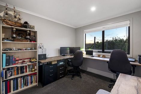 Photo of property in 14 Awatiro Drive, Kaukapakapa, 0871
