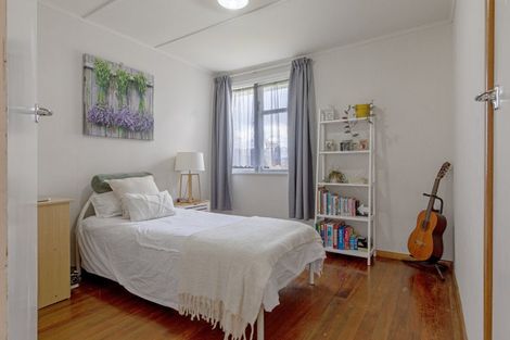 Photo of property in 5 Mackie Street, Waipukurau, 4200