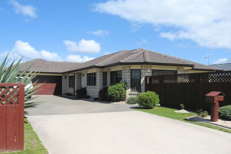 Photo of property in 36 Pirika Place, Papamoa Beach, Papamoa, 3118