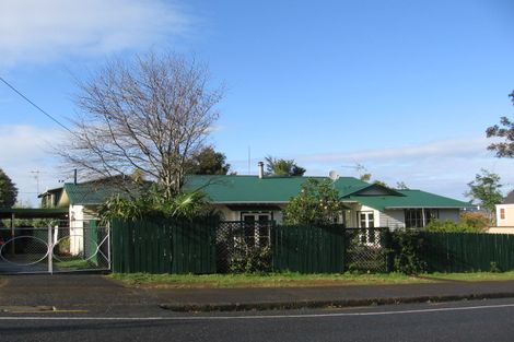 Photo of property in 1 Kent Road, Regent, Whangarei, 0112