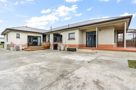 Photo of property in 32 Mary Street, Winton, 9720