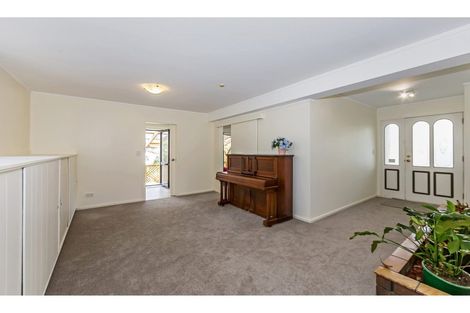 Photo of property in 76a Brian Crescent, Stanmore Bay, Whangaparaoa, 0932