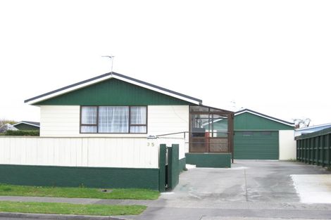 Photo of property in 35 Sunnyvale Street, Bell Block, New Plymouth, 4312