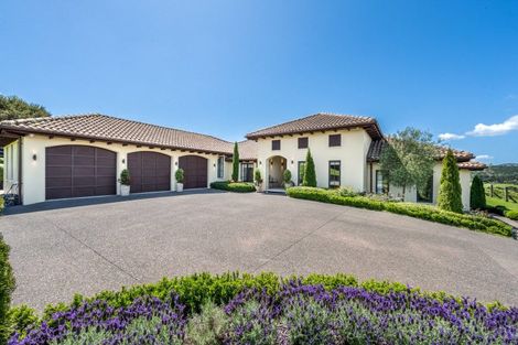 Photo of property in 61a Whitford Park Road, Whitford, Manurewa, 2576