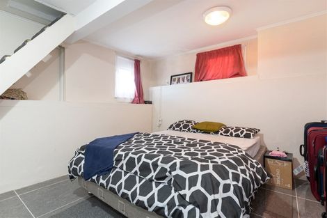 Photo of property in 34 Ellis Avenue, Mount Roskill, Auckland, 1041