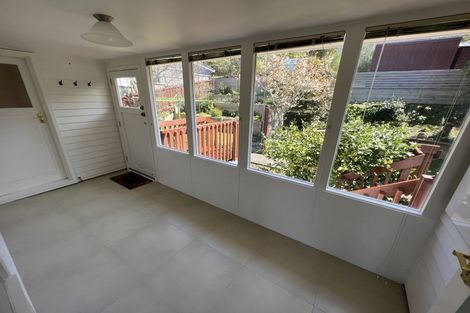 Photo of property in 12 Admiralty Street, Crofton Downs, Wellington, 6035