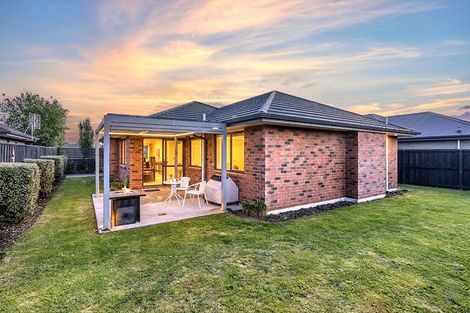 Photo of property in 66 Shillingford Boulevard, Rolleston, 7615