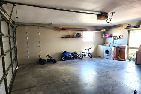 Photo of property in 2/91 Weldene Avenue, Glenfield, Auckland, 0629