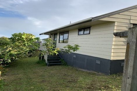 Photo of property in 1/33 Becroft Drive, Forrest Hill, Auckland, 0620