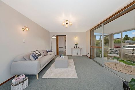 Photo of property in 2/10 Nyoli Street, Northcote, Christchurch, 8052