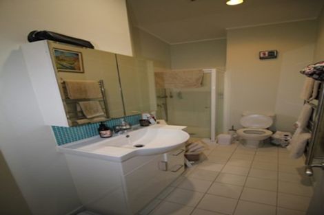 Photo of property in Mendosa Terraces Apartments, 20/9 Ebor Street, Te Aro, Wellington, 6011