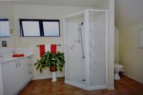 Photo of property in 1/4 Forrest Hill Road, Forrest Hill, Auckland, 0620