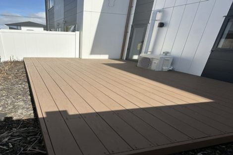 Photo of property in 216a Bucklands Road, Bucklands Beach, Auckland, 2012