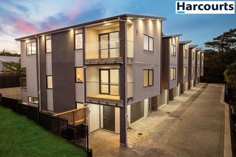 Photo of property in 8/7 Glen Road, Ranui, Auckland, 0612