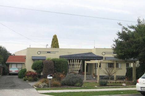 Photo of property in 2/1111 Caroline Road, Mayfair, Hastings, 4122