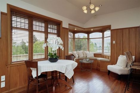 Photo of property in 8 Hackthorne Road, Cashmere, Christchurch, 8022