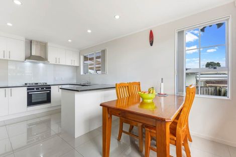 Photo of property in 11 Janese Place, Weymouth, Auckland, 2103