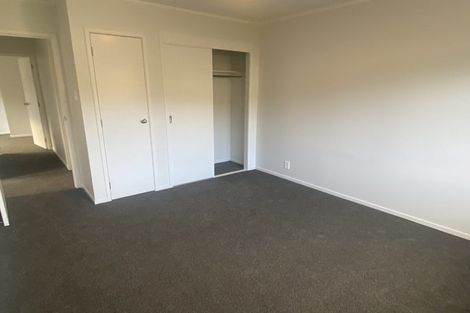 Photo of property in 2/31 Sandiacre Way, Browns Bay, Auckland, 0630