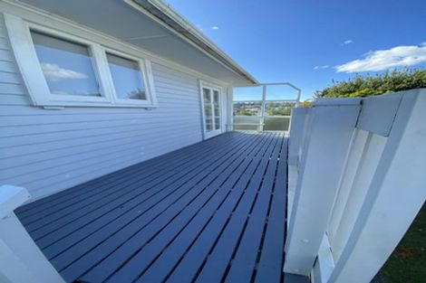 Photo of property in 1/1 Tonkin Drive, Sunnynook, Auckland, 0620