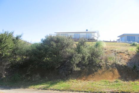 Photo of property in 3 Christa Court, Whitianga, 3510