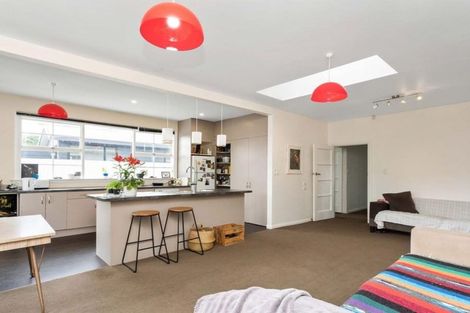 Photo of property in 119 Bowhill Road, New Brighton, Christchurch, 8083