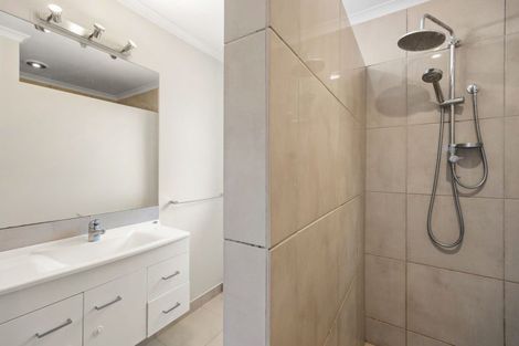 Photo of property in 10 Shirley Place, Huntington, Hamilton, 3210