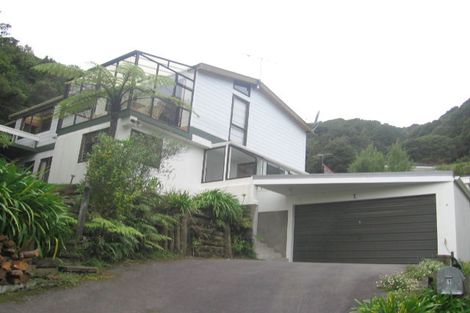 Photo of property in 1 Whiorau Grove, Lowry Bay, Lower Hutt, 5013