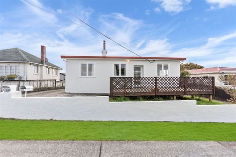 Photo of property in 223 Sturges Road, Henderson, Auckland, 0612