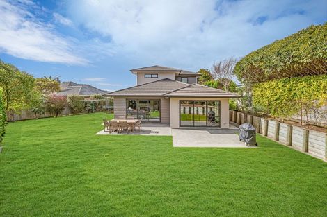 Photo of property in 19b Lyndhurst Road, Tawa, Wellington, 5028