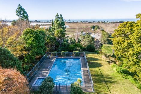 Photo of property in 755 Main North Road, Bay View, Napier, 4182