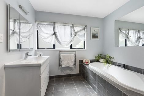 Photo of property in 33/35 Philip Street, Putaruru, 3411