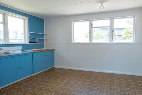 Photo of property in 14 Campion Road, Waikanae Beach, Waikanae, 5036