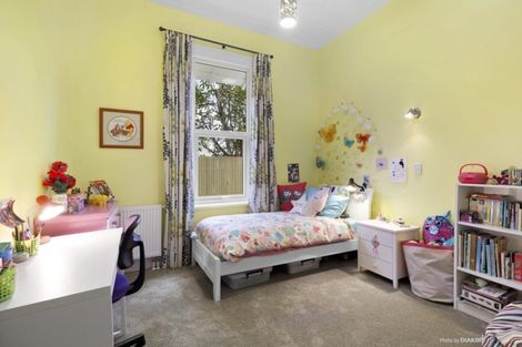 Photo of property in 41 Simla Crescent, Khandallah, Wellington, 6035