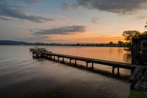 Photo of property in 155 Kawaha Point Road, Kawaha Point, Rotorua, 3010