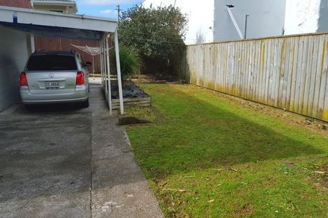 Photo of property in 3/71 Mount Smart Road, Onehunga, Auckland, 1061