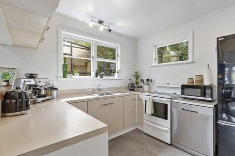 Photo of property in 63 Salford Street, Newlands, Wellington, 6037