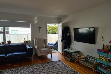 Photo of property in 8b Faber Avenue, Mount Wellington, Auckland, 1060