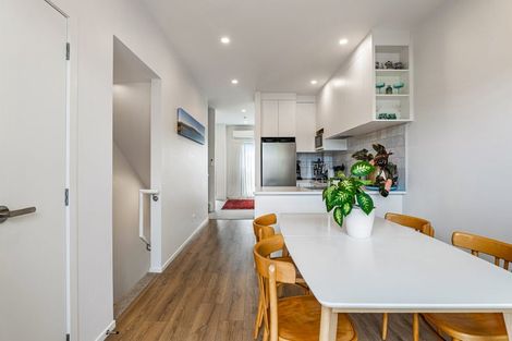 Photo of property in 2/28 Westgate Drive, Westgate, Auckland, 0614