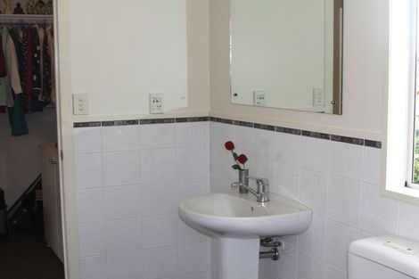 Photo of property in 53 Ocean View Road, Waihi Beach, 3611