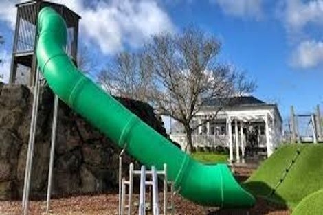 Photo of property in 35 Whenuapai Drive, Whenuapai, Auckland, 0618