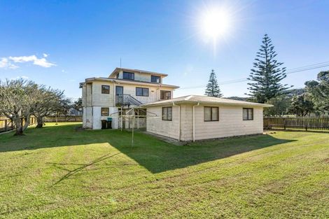 Photo of property in 1006 Port Road, Whangamata, 3620