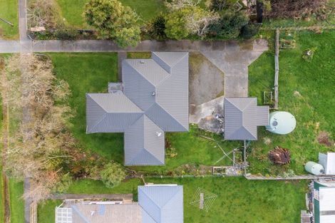 Photo of property in 36 Ongo Road, Hunterville, 4730
