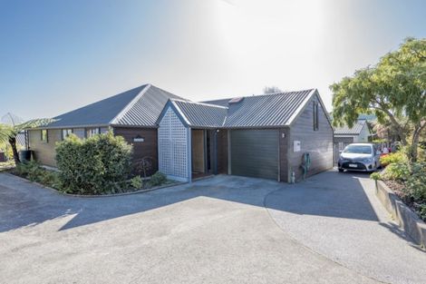 Photo of property in 46a Seddon Street, Waikanae, 5036
