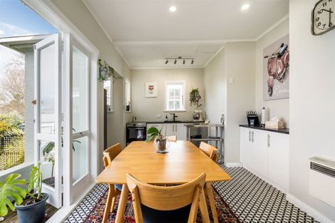 Photo of property in 65 Old Lake Road, Narrow Neck, Auckland, 0624