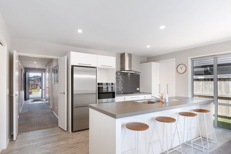 Photo of property in 128 Puhirake Crescent, Pyes Pa, Tauranga, 3112