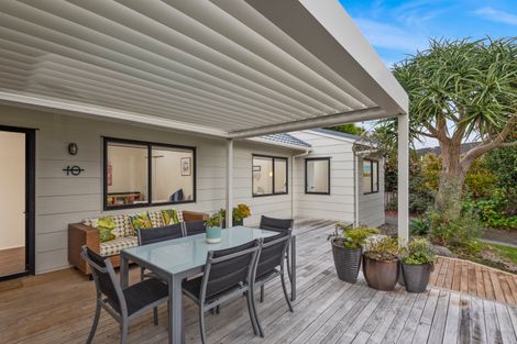 Photo of property in 10 Waimanu Place, Point Wells, Warkworth, 0986