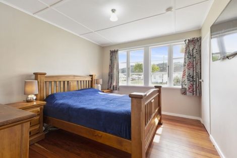 Photo of property in 6 Macky Street, Taita, Lower Hutt, 5011