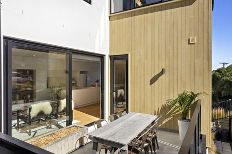 Photo of property in 1 Mary Dobson Way, Island Bay, Wellington, 6023