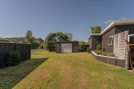 Photo of property in 56 Hahei Beach Road, Hahei, Whitianga, 3591